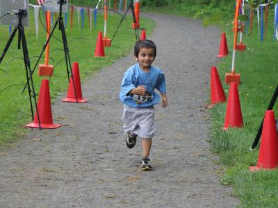 Photo of student running the fun run 5 k